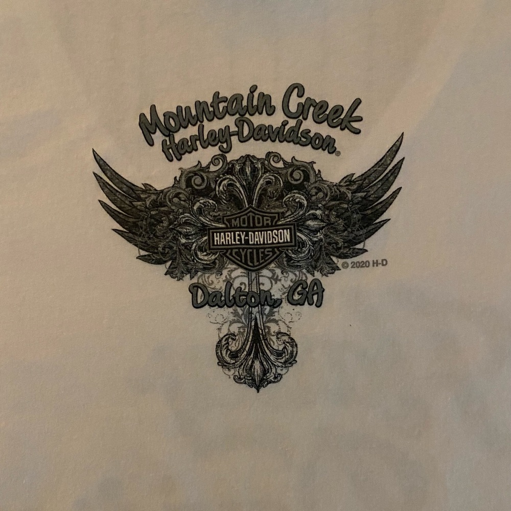 🌹NWOT Womens Harley Davidson V-neck t-shirt🌹